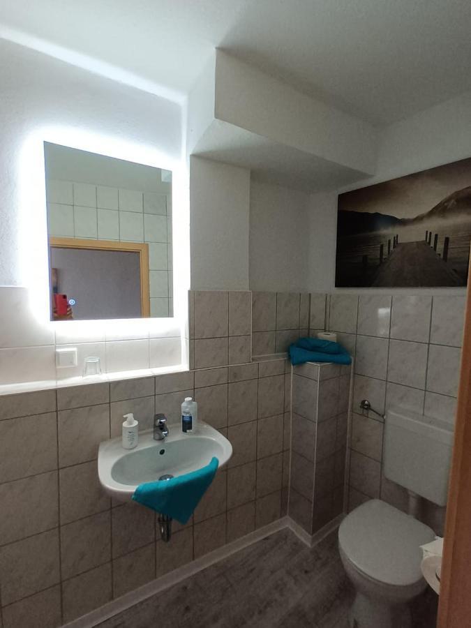 Ferienwohnung Wettin מראה חיצוני תמונה